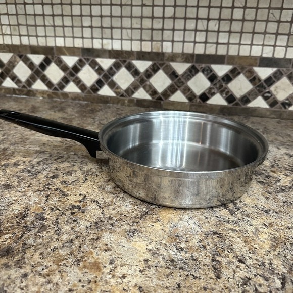 EKCO Prudential Ware 9 inch 1.5 Quart 266 Tri Clad 304 SS Skillet USA Vintage - Picture 1 of 6